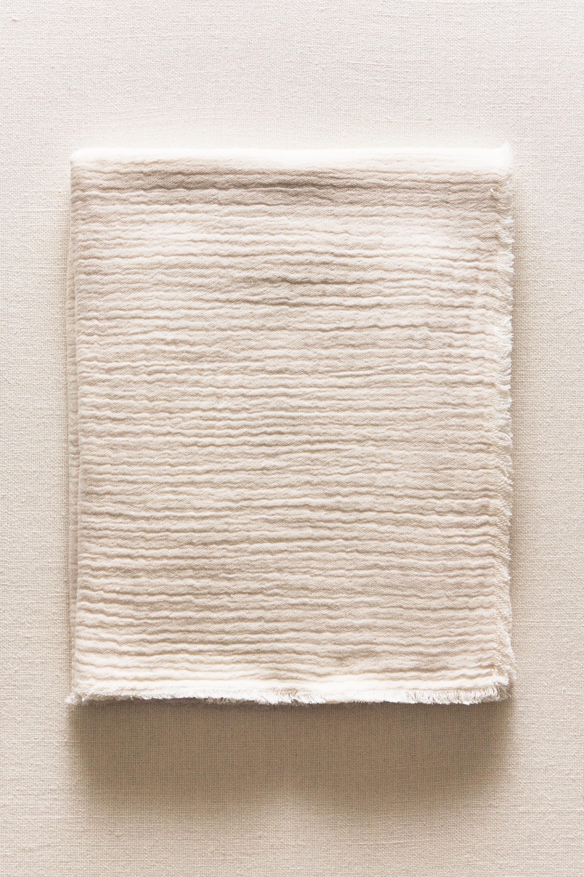 CHILDREN'S MUSLIN BLANKET